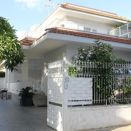 Casa Vacanza Peppino! ปาแลร์โม ภายนอก รูปภาพ