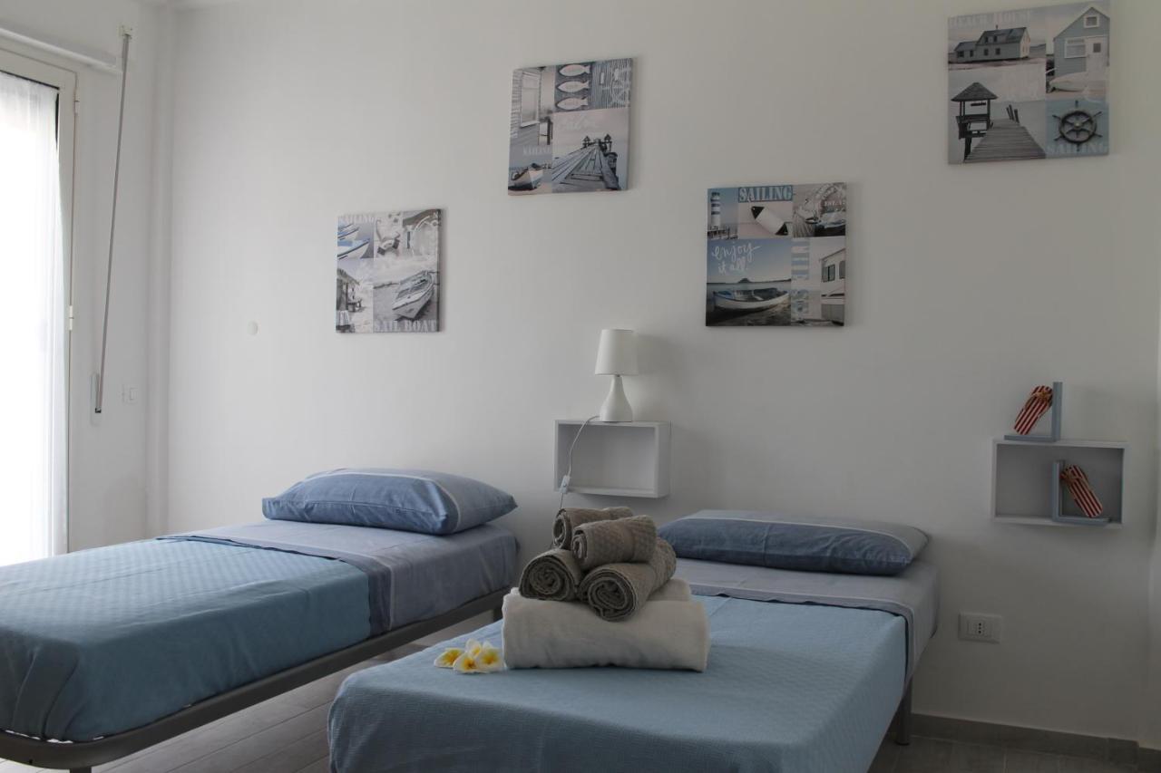 Casa Vacanza Peppino! ปาแลร์โม ภายนอก รูปภาพ