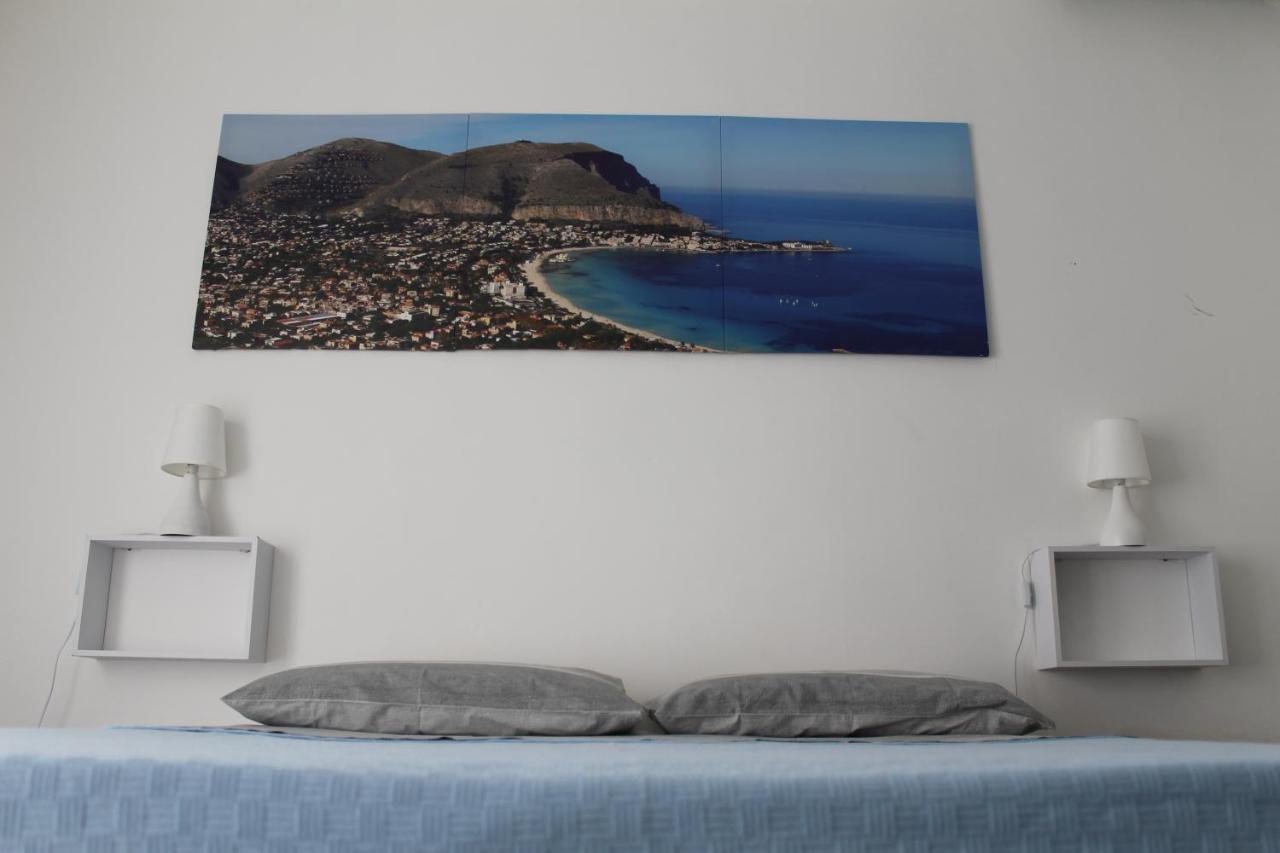 Casa Vacanza Peppino! ปาแลร์โม ภายนอก รูปภาพ