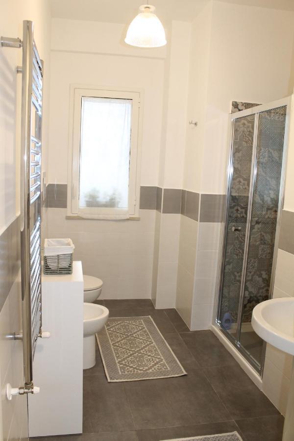 Casa Vacanza Peppino! ปาแลร์โม ภายนอก รูปภาพ