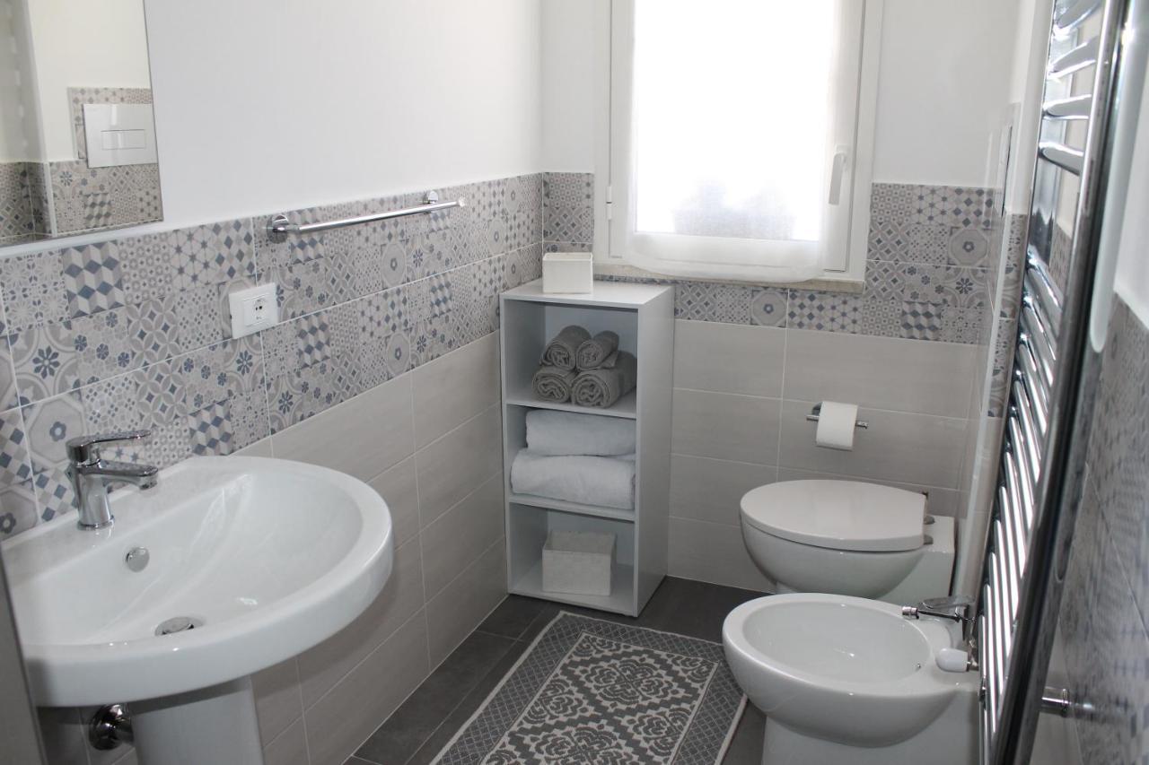 Casa Vacanza Peppino! ปาแลร์โม ภายนอก รูปภาพ
