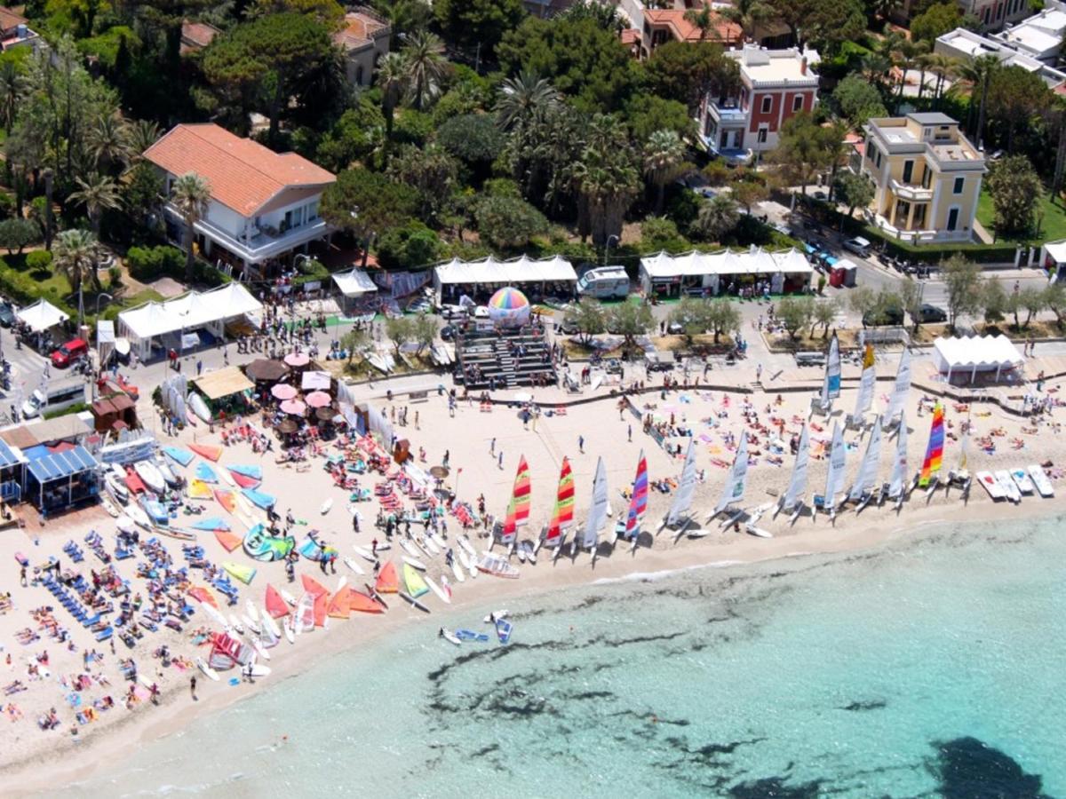 Casa Vacanza Peppino! ปาแลร์โม ภายนอก รูปภาพ